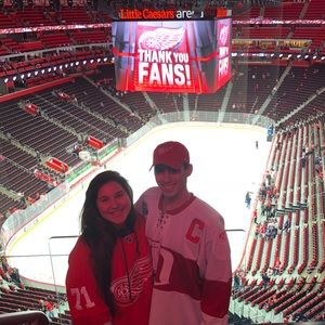 Meet your Posher, Elly